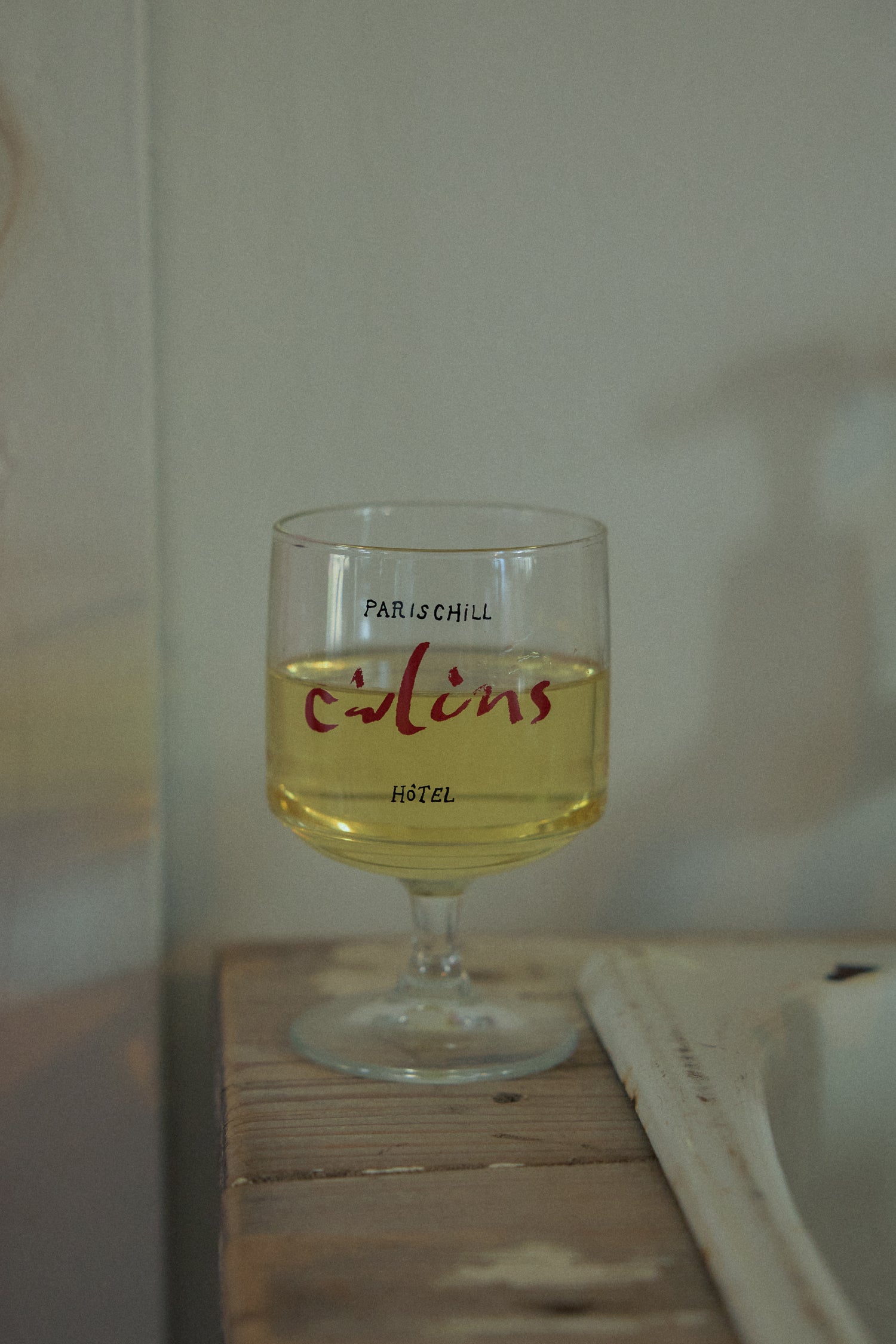 Hug Me Wine Glass