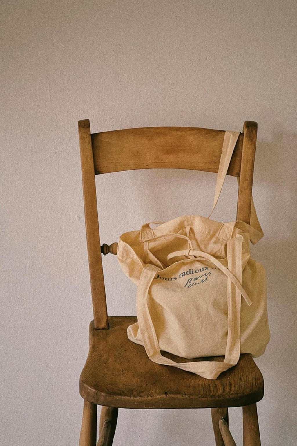 La Magie Shoulder Bag (Vanilla)