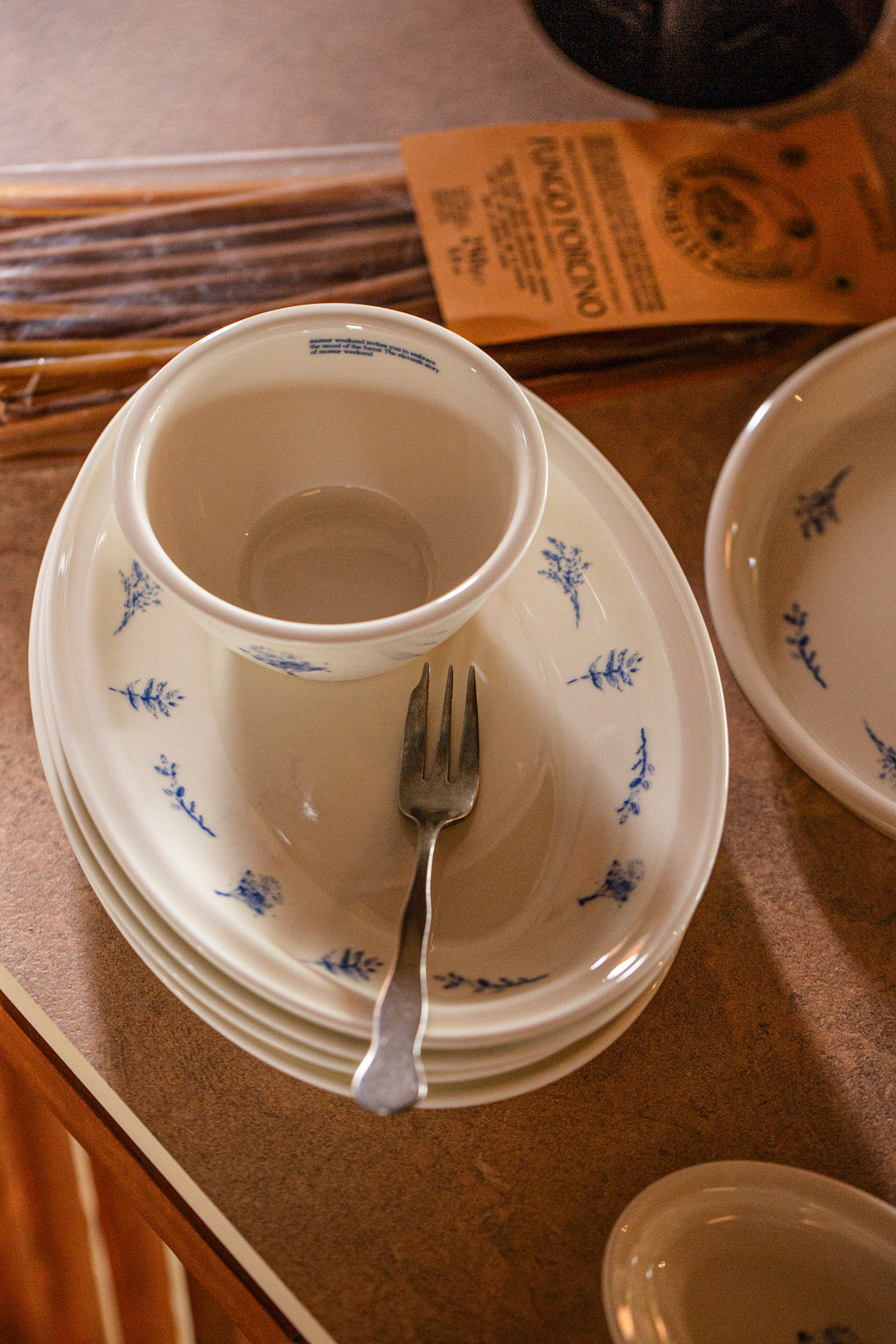 Weekend Oval Plate (Blue)
